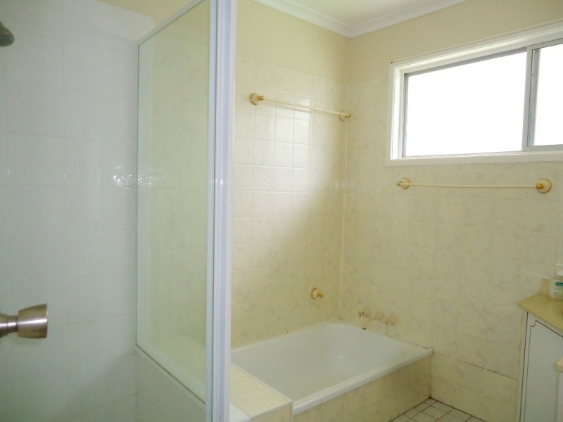 625 Browns Plains Road, Crestmead QLD 4132
