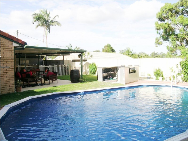 10 Lochore Court, Crestmead QLD 4132