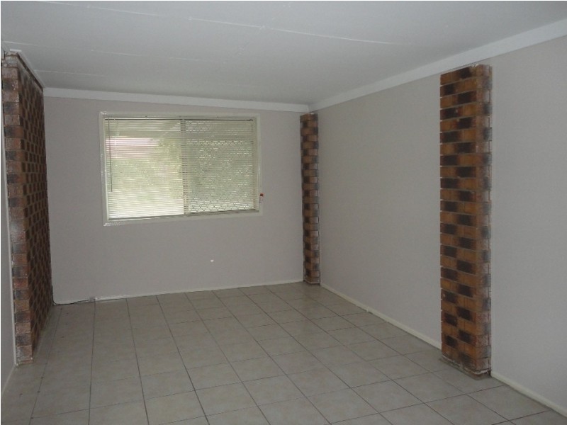 19 Gilia Street, Kingston QLD 4114