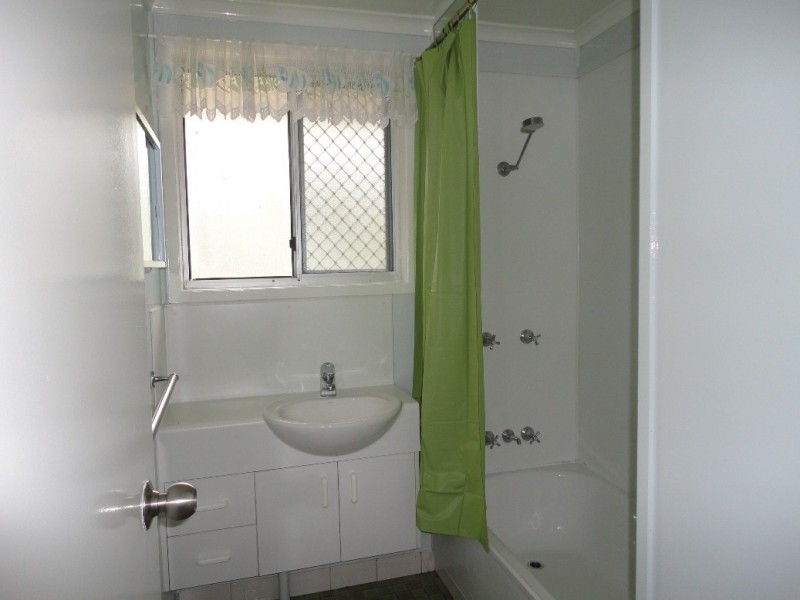 6 Roslyn Court, Loganlea QLD 4131