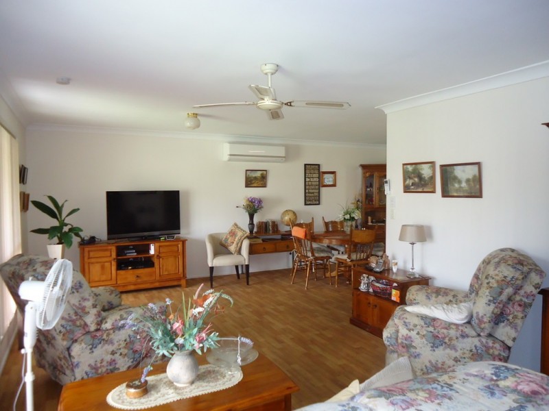 24 Devine Street, Marsden QLD 4132