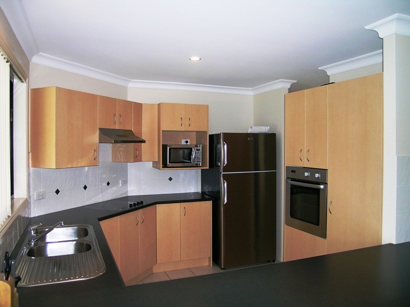 30 Lake Somerset Court, Logan Reserve QLD 4133