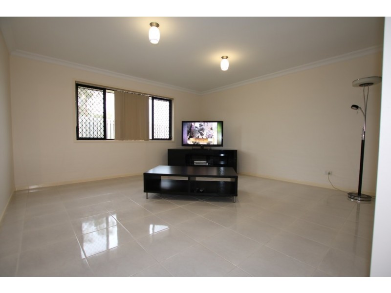 27 Moxey Street, Marsden QLD 4132