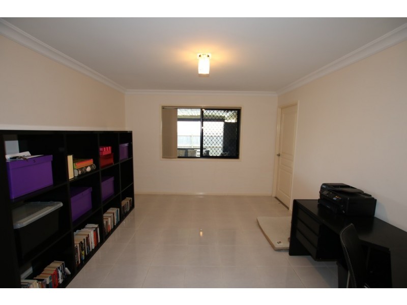 27 Moxey Street, Marsden QLD 4132