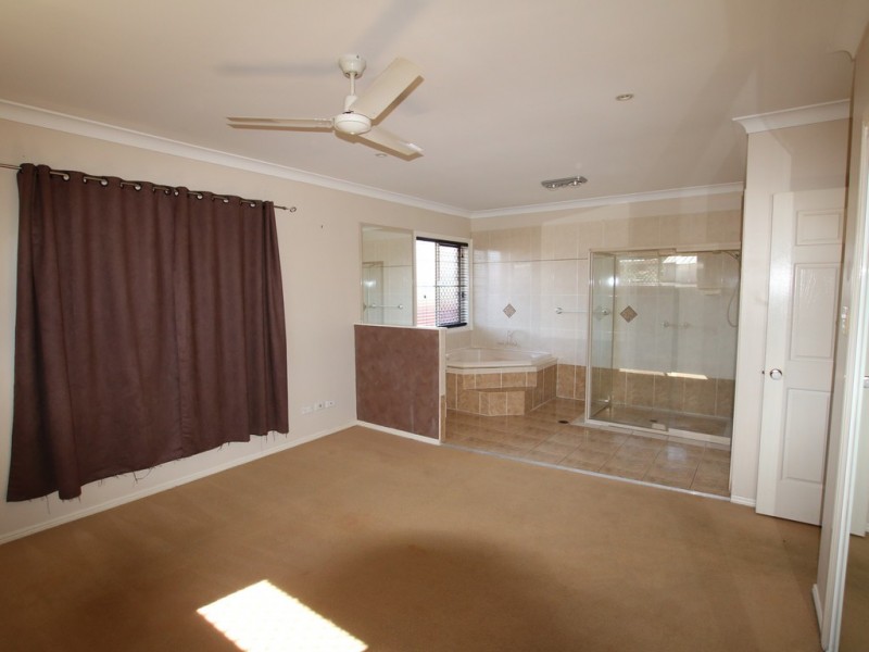 7 Cavillon Street, Crestmead QLD 4132