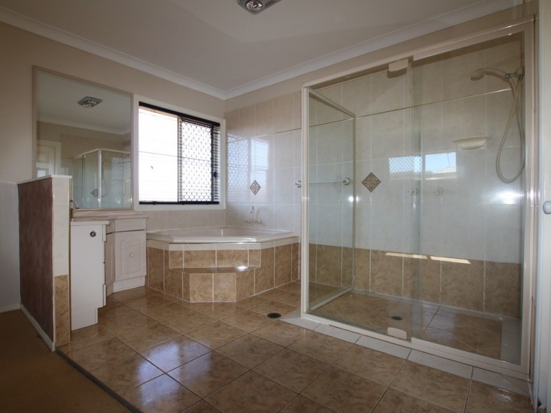 7 Cavillon Street, Crestmead QLD 4132