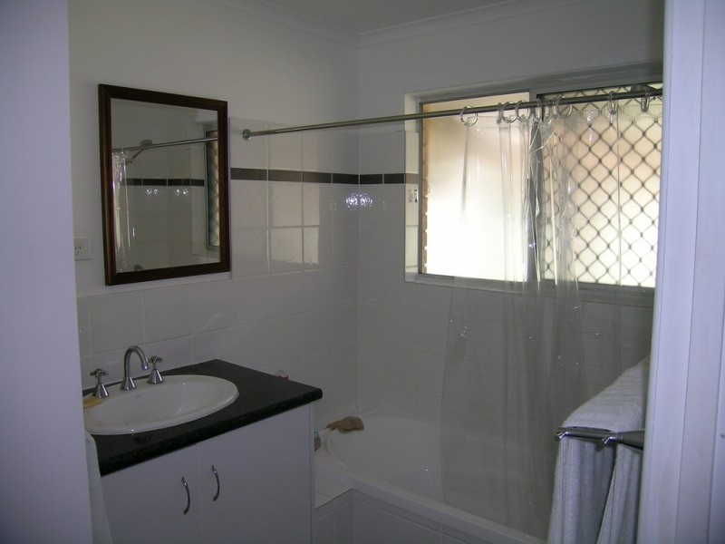 21 Meranti Street, Crestmead QLD 4132