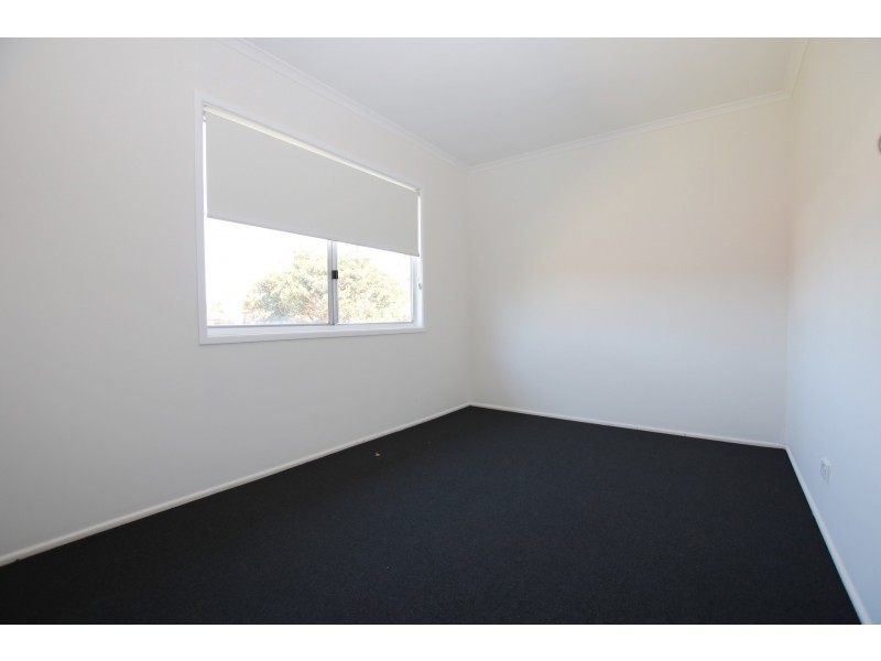 8 Mark Lane, Waterford West QLD 4133