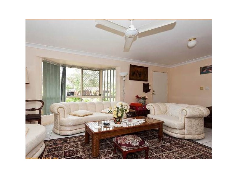 10 Oakwood Drive, Waterford West QLD 4133