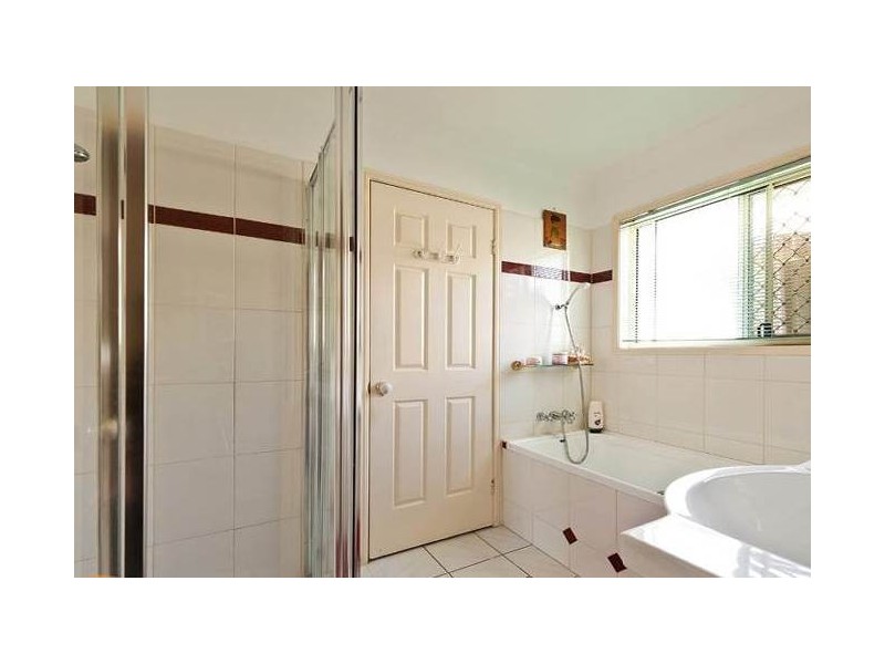 10 Oakwood Drive, Waterford West QLD 4133