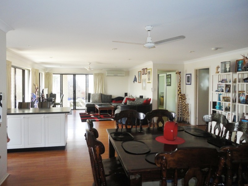 4 Shareece Court, Crestmead QLD 4132