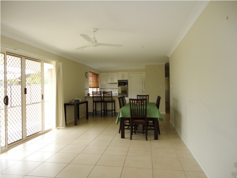 2 Ainslie Street, Marsden QLD 4132