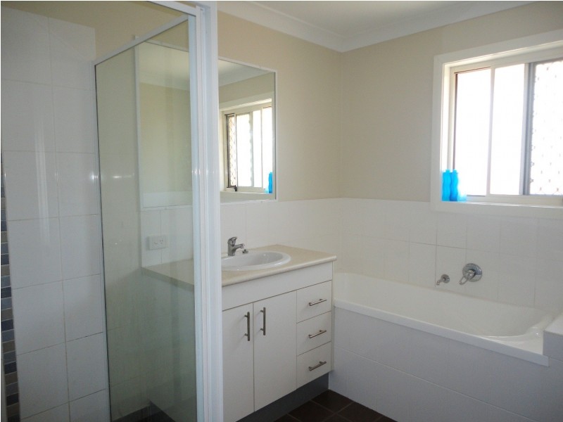 2 Ainslie Street, Marsden QLD 4132