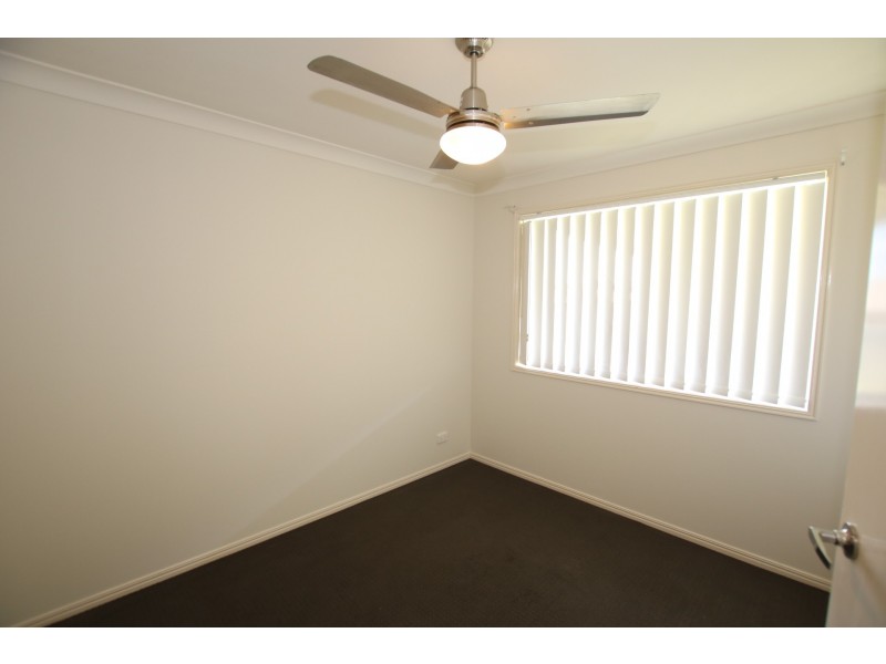 4 Lorikeet Way, Crestmead QLD 4132