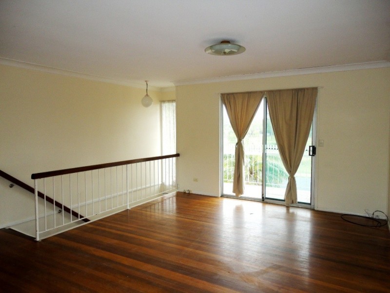 10 Defiance Road, Logan Central QLD 4114