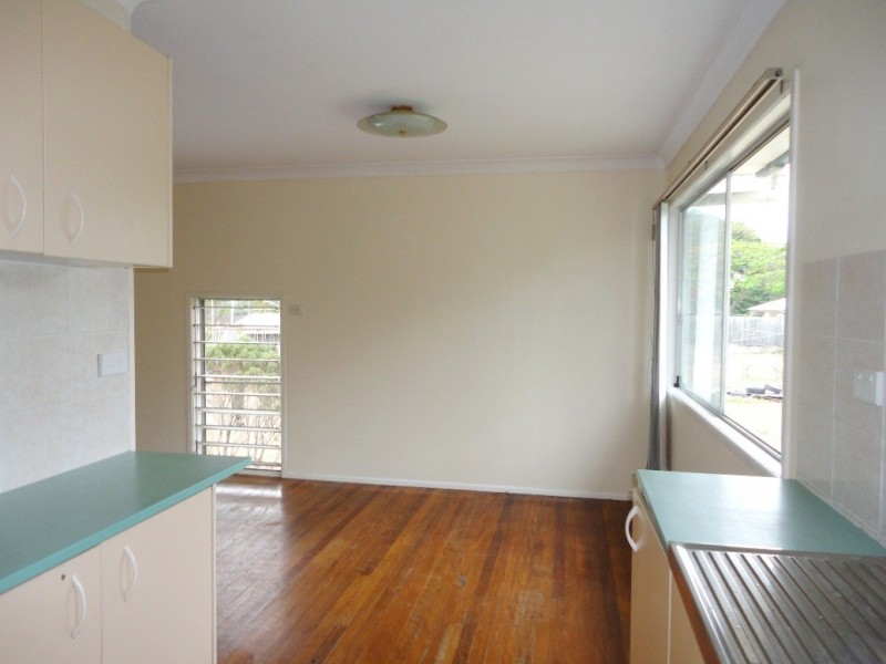 10 Defiance Road, Logan Central QLD 4114