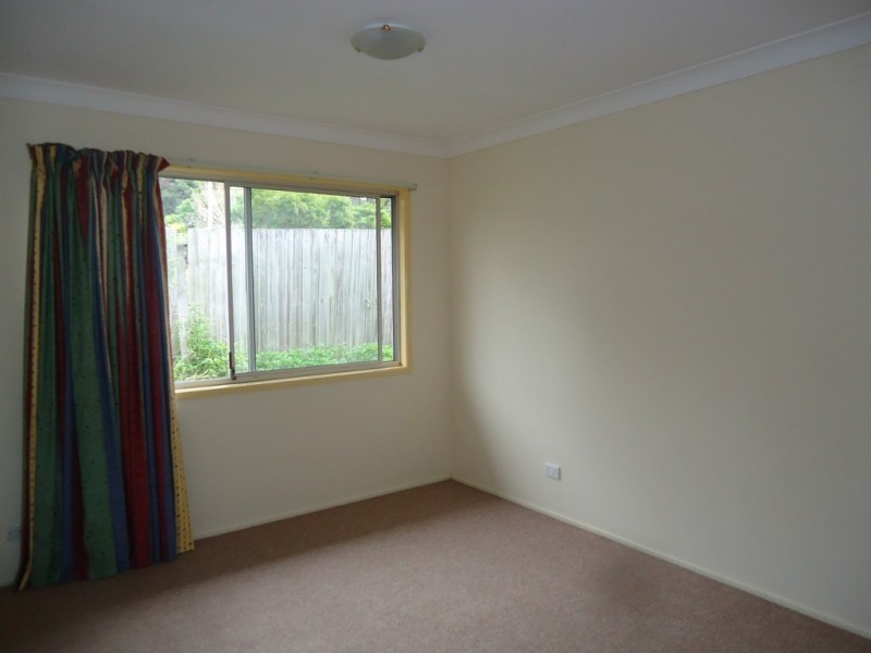 4 Tingi Avenue, Tanah Merah QLD 4128