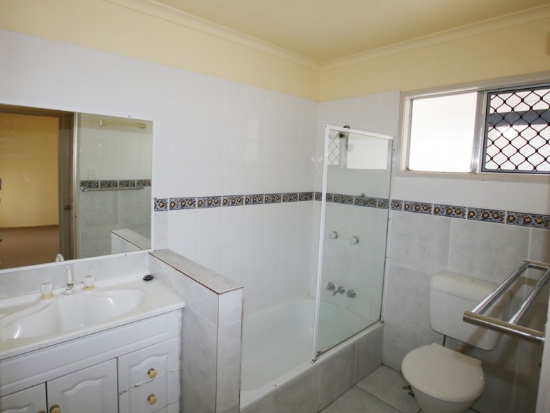 1/43 Karabil Street, Kingston QLD 4114