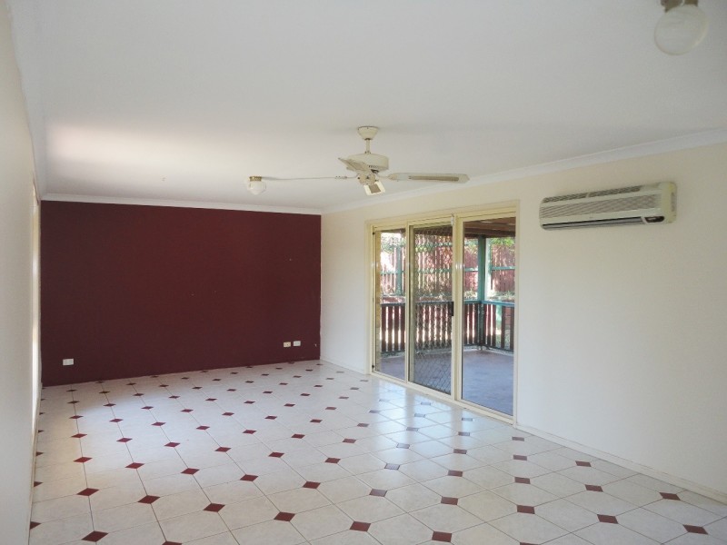 11 Hutt Court, Crestmead QLD 4132