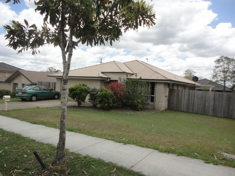 10 Chams Street, Marsden QLD 4132