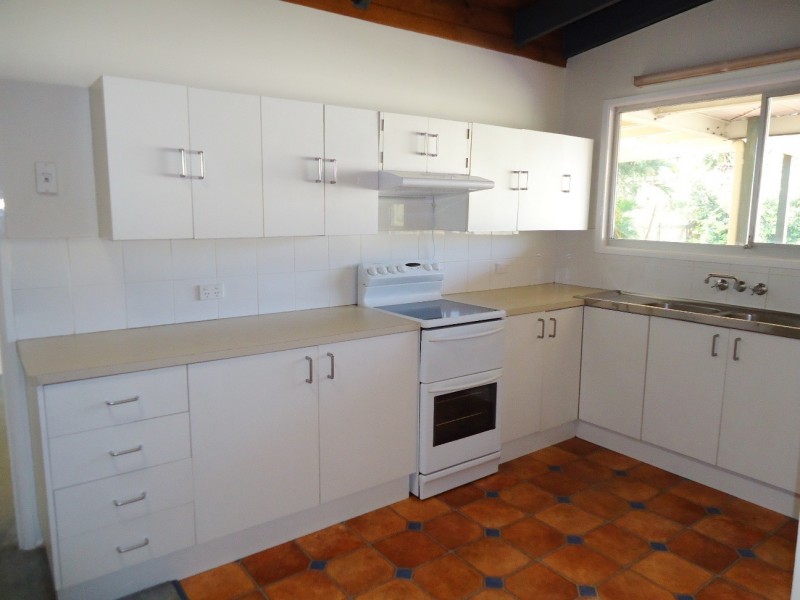 4 Lynelle Street, Marsden QLD 4132