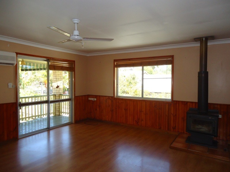 16 Emerald Street, Marsden QLD 4132