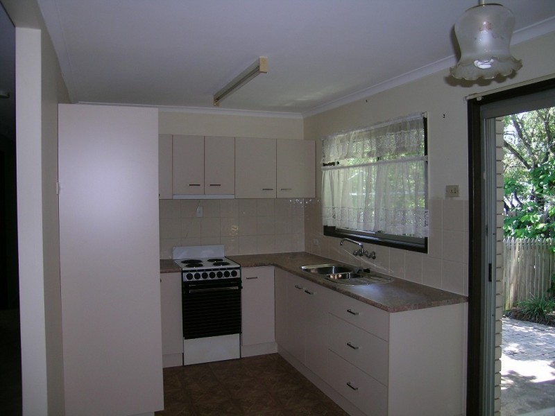 9 Bernice Street, Loganlea QLD 4131