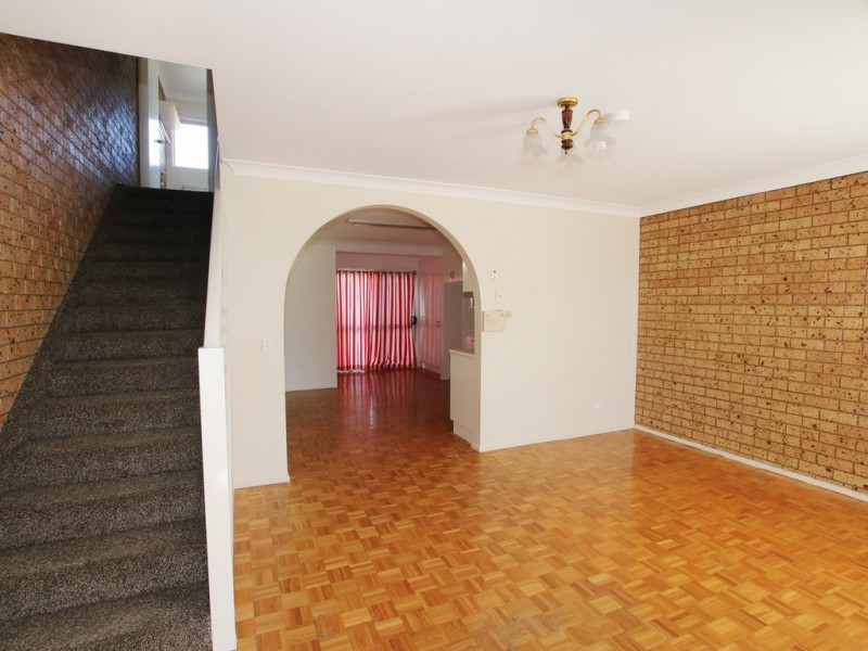 20/18 Defiance Road, Logan Central QLD 4114