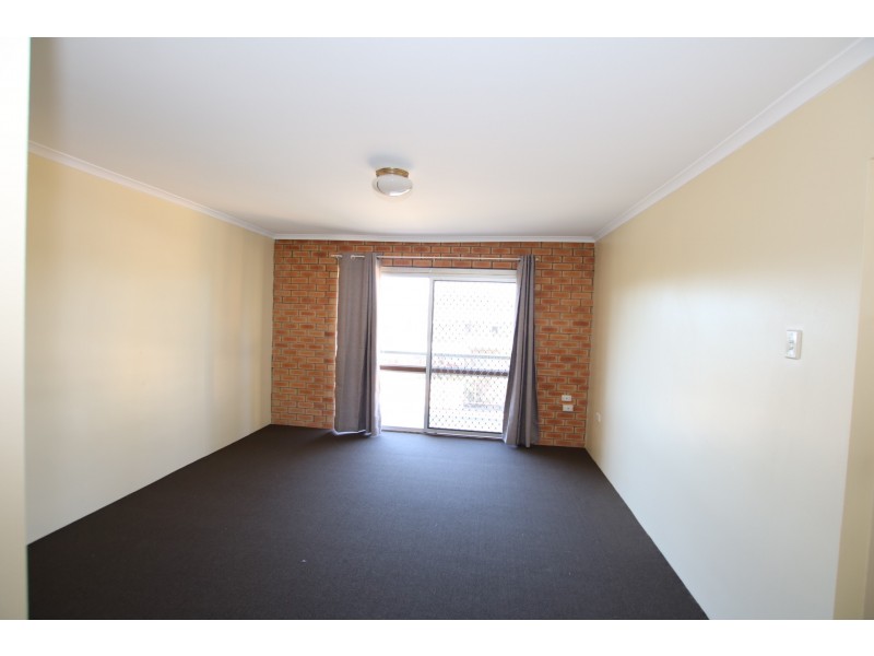 7/183 Jacaranda Ave, Kingston QLD 4114