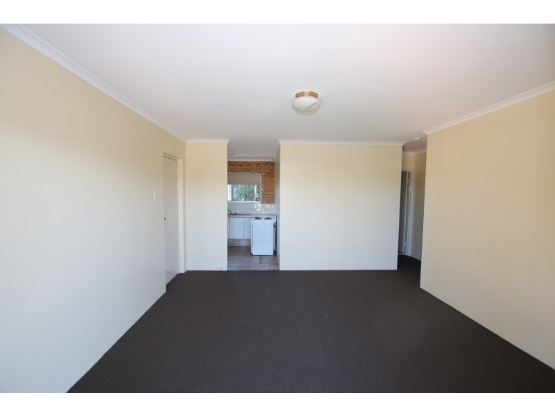 7/183 Jacaranda Ave, Kingston QLD 4114