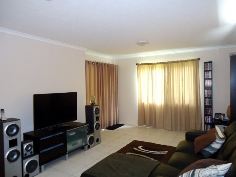 5 Lynelle Street, Marsden QLD 4132