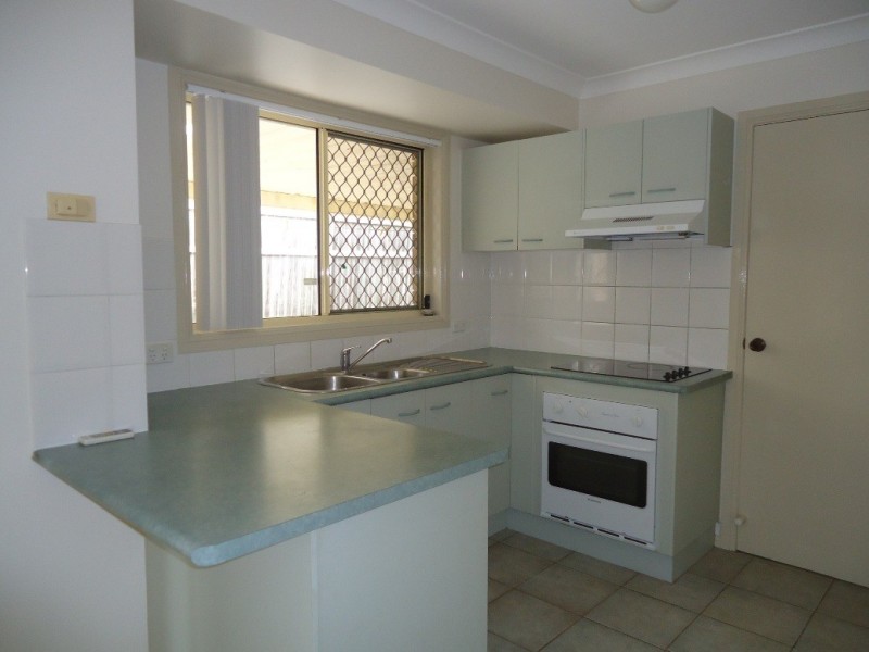 4 Dalvena Street, Marsden QLD 4132