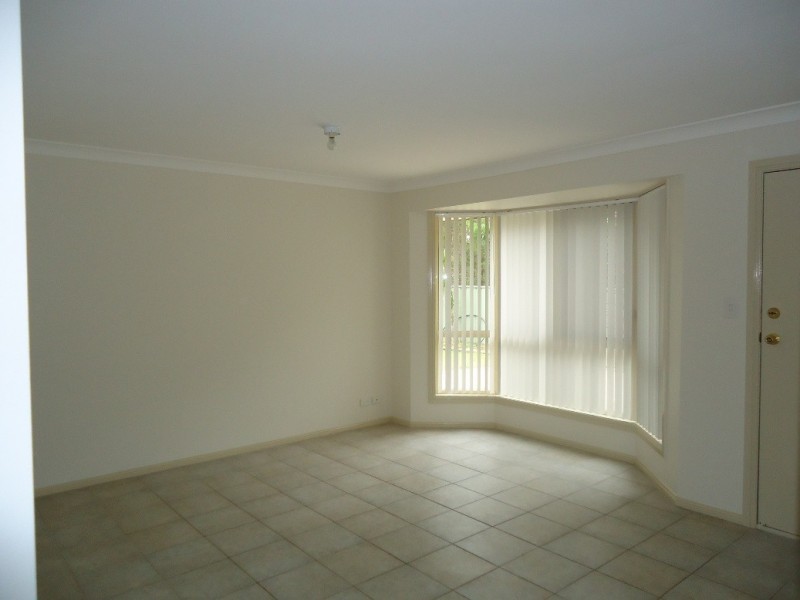 4 Dalvena Street, Marsden QLD 4132