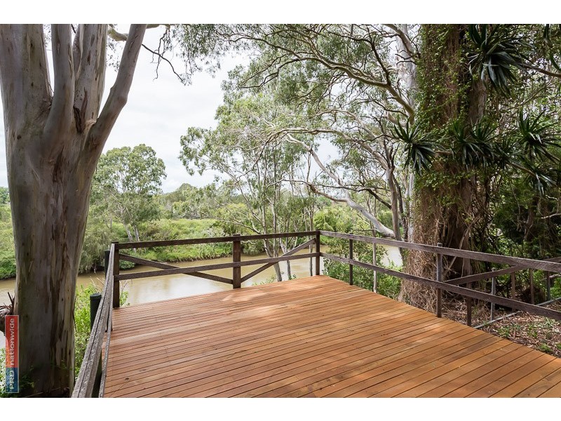 37 Logan Parade, Logan Reserve QLD 4133