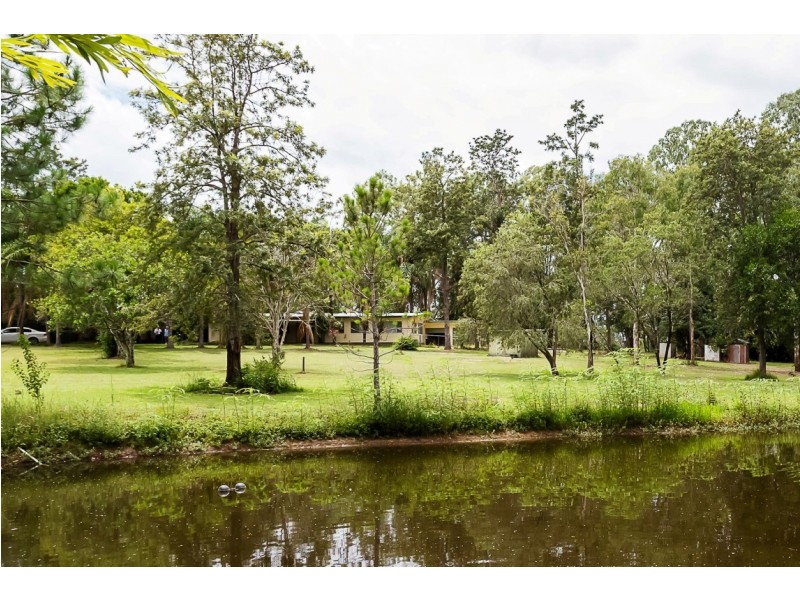 37 Logan Parade, Logan Reserve QLD 4133