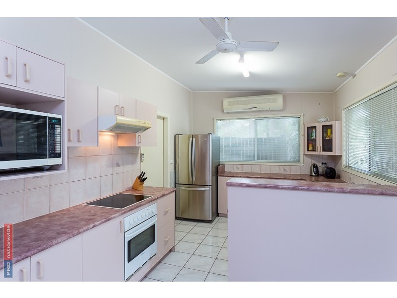 37 Logan Parade, Logan Reserve QLD 4133