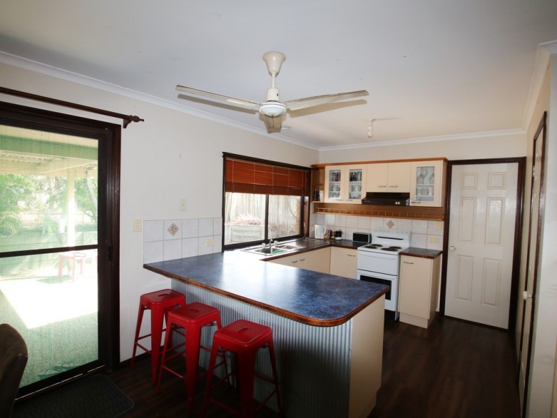 15 Packett Crescent, Loganlea QLD 4131