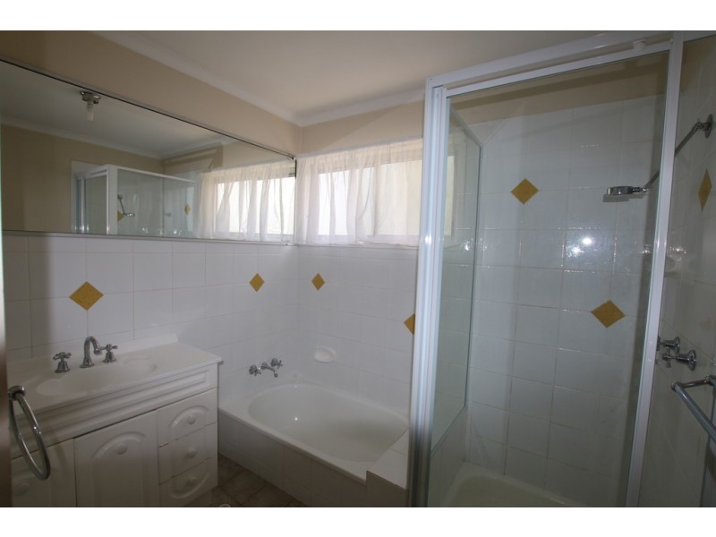 4 Melinda Street, Marsden QLD 4132