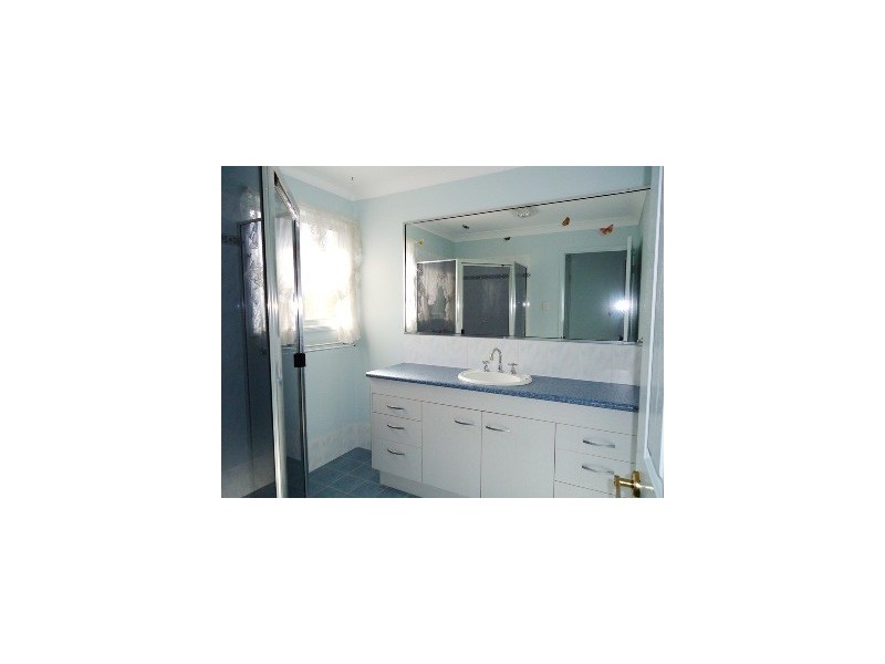 190 Wallaby Close, Park Ridge QLD 4125