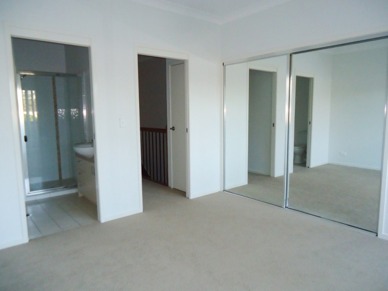 15/1 Anthony Street, Kingston QLD 4114