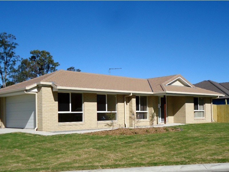 4 John Davison Place, Crestmead QLD 4132
