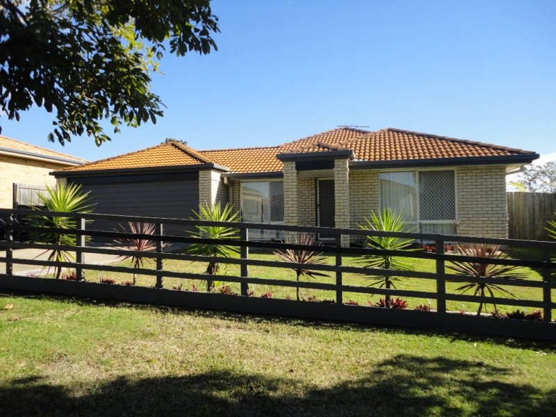 12 Woodrow Place, Marsden QLD 4132