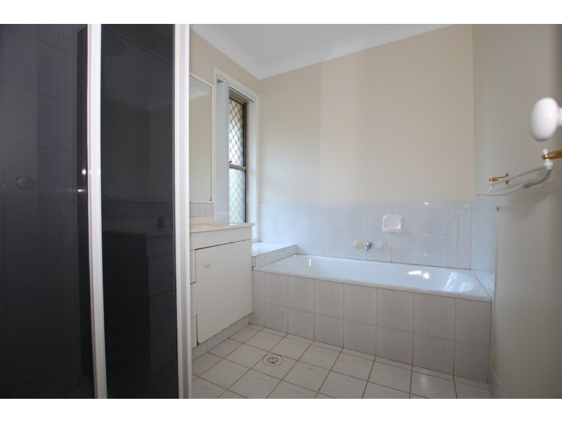 19 Spruce Street, Loganlea QLD 4131