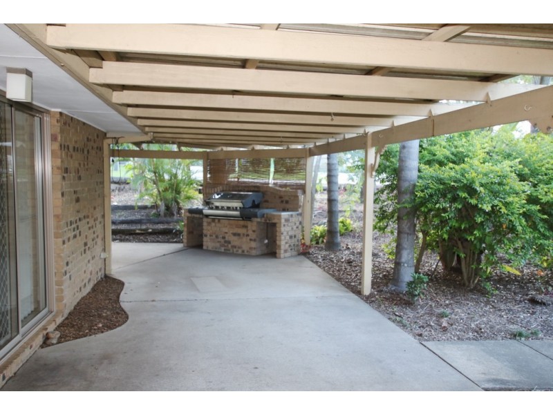 19 Spruce Street, Loganlea QLD 4131