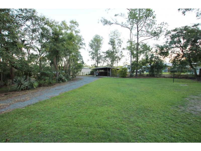 19 Spruce Street, Loganlea QLD 4131