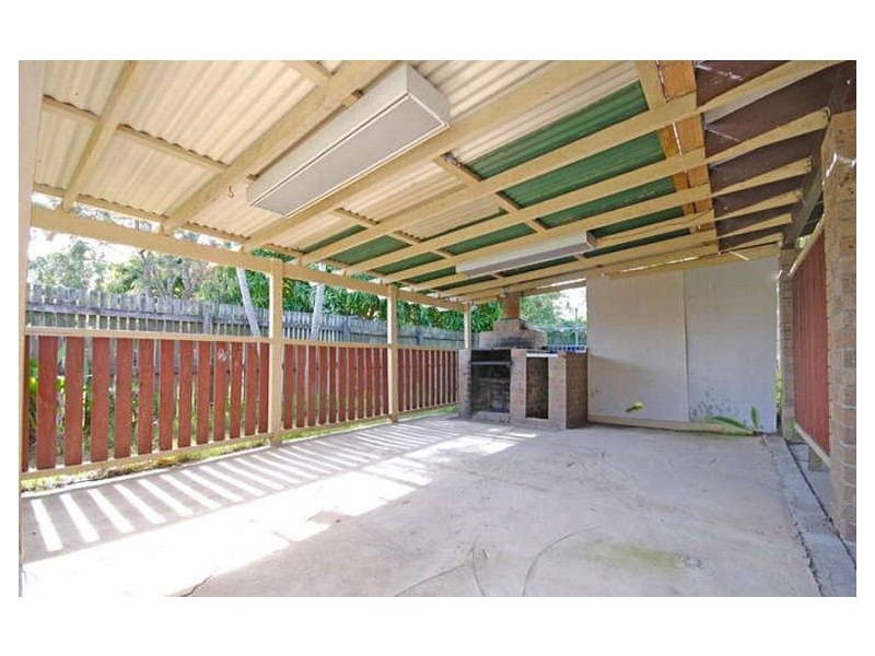 3 Emerald Street, Marsden QLD 4132