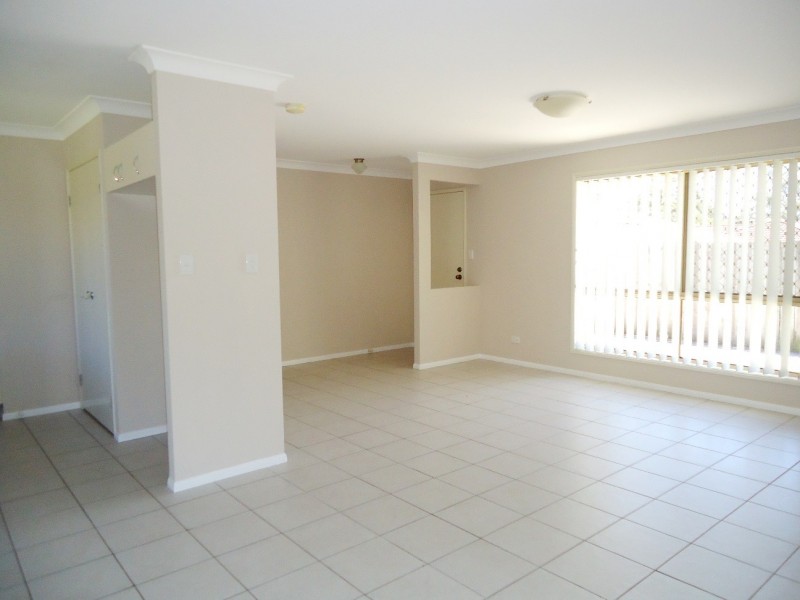 8 Lahore Street, Crestmead QLD 4132