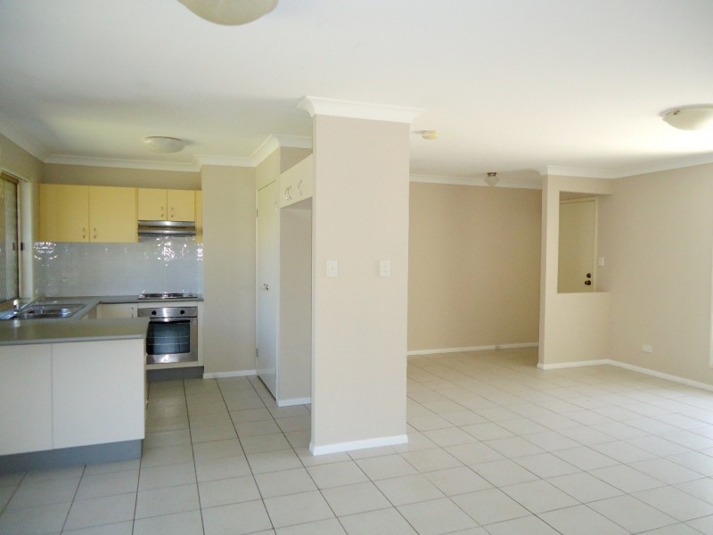 8 Lahore Street, Crestmead QLD 4132