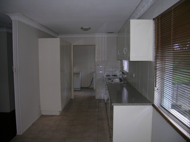 257 Chambers Flat Road, Crestmead QLD 4132