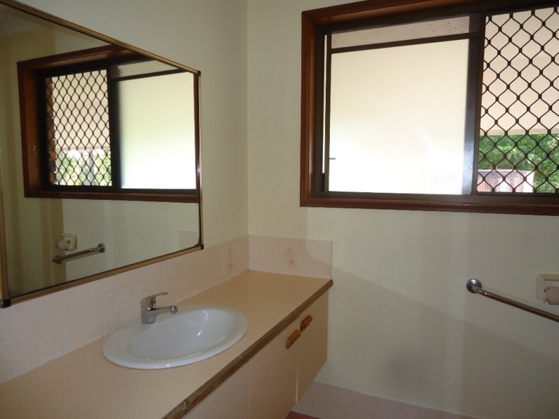 37 Matthew Road, Chambers Flat QLD 4133